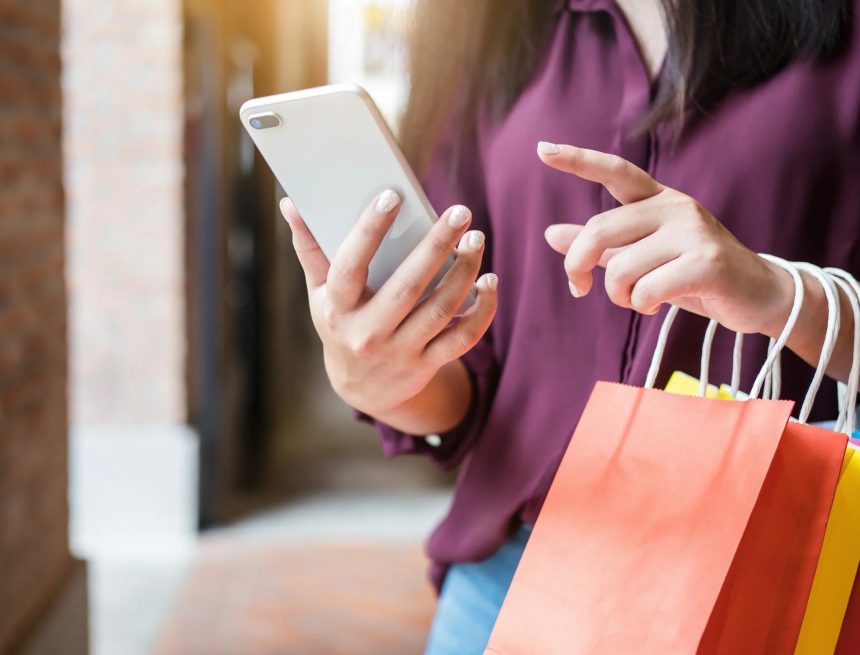 i-_27_ Зуммеры остаются приверженцами офлайн-шопинга