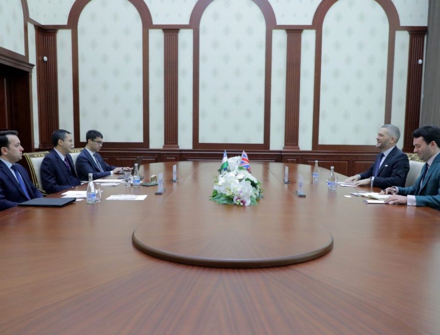 Центральный банк Узбекистана обсудил перспективы финансового сотрудничества с послом Великобритании