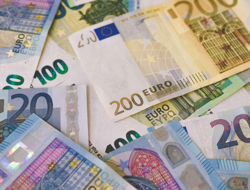 6447922629 Европа ужесточает ограничения на наличные платежи