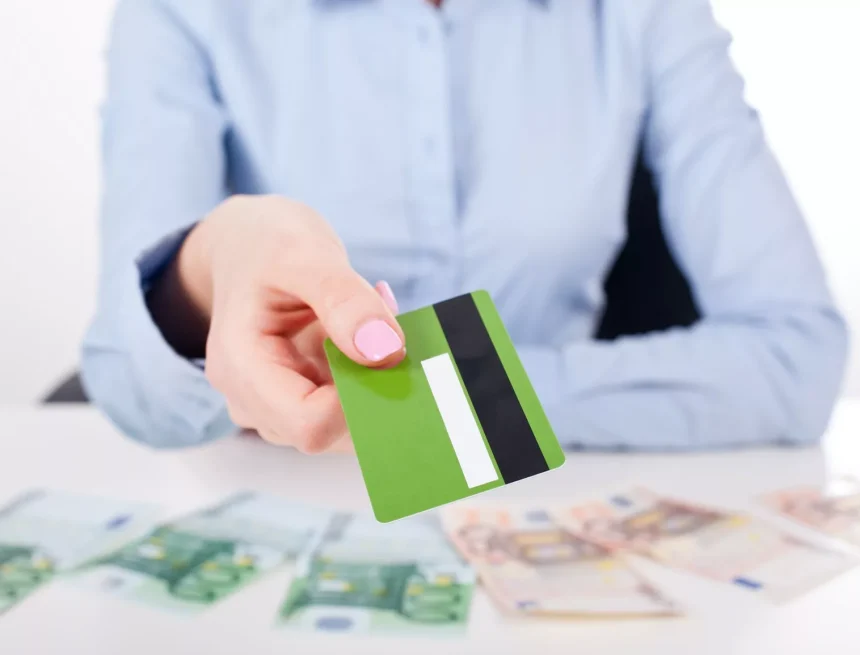 upj3h7eq1wzljqqo7ni2410aneerqm9a Кредитный бум в Казахстане: объем займов удвоился за три года