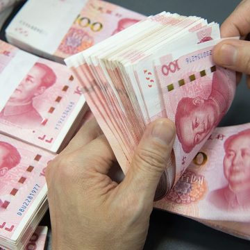 Кыргызстан планирует перейти на прямые расчёты с Китаем в юанях