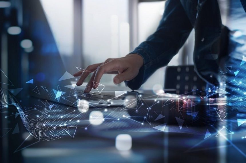 scale_1200 (14) Общая стоимость 100 ведущих ИТ-брендов мира достигла $3,2 трлн.