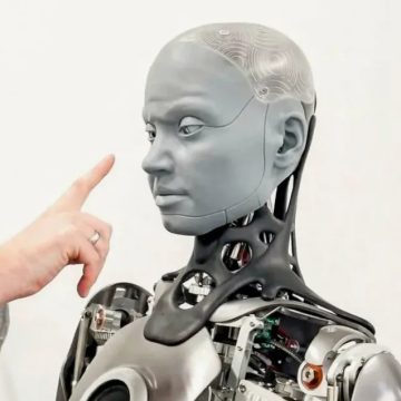 6897c489-d0a8-4eeb-8742-1dc9ee1a41b7 Amazon запустила робота Vulcan с «осязанием» для складов в США и Германии