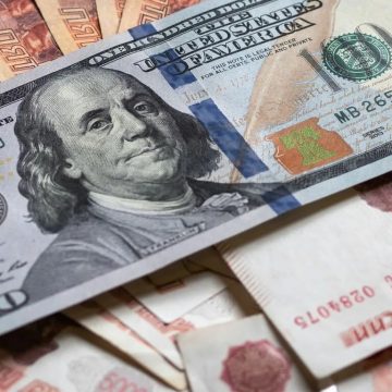 Доллар и рубль остаются лидерами на валютном рынке Узбекистана в I квартале 2025 года