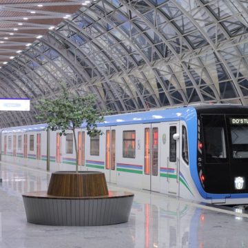 На 13 станциях метро убирают кассы — их заменят терминалы с QR-билетами