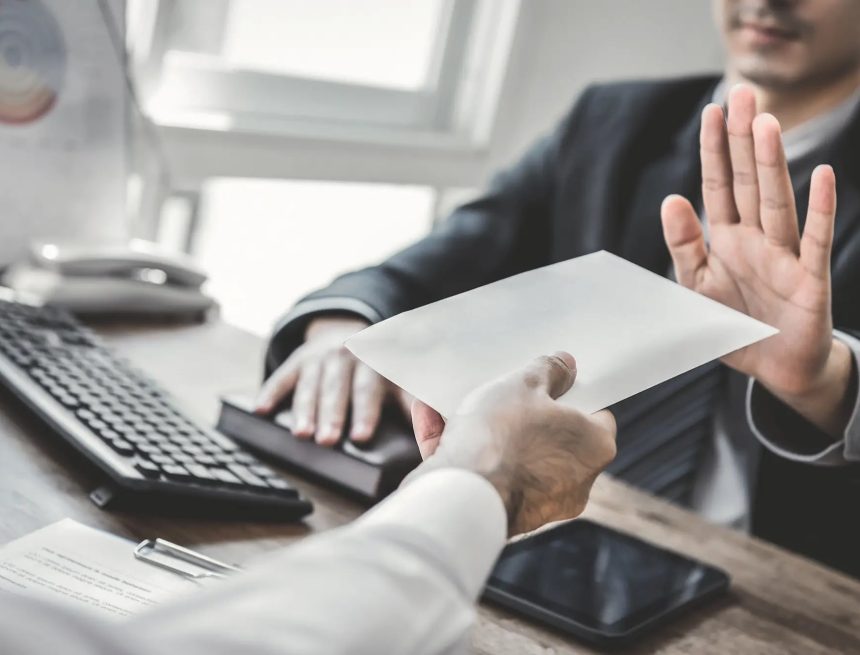 В Казахстане с 31 августа отменят штрафы за досрочное погашение кредитов для граждан