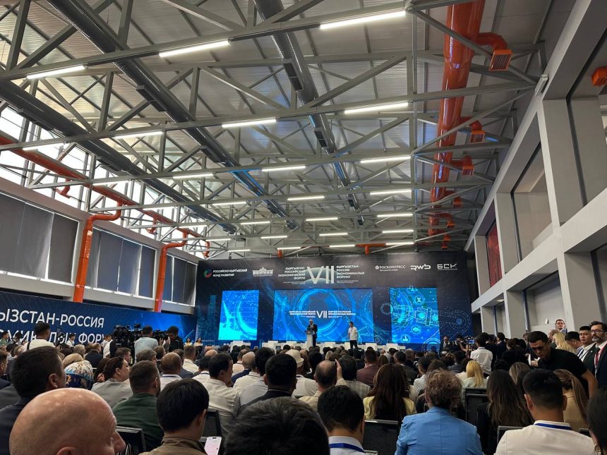 photo_2025-08-14_09-27-20 Кыргызстан и Россия обсудили цифровой суверенитет на Иссык-Куле