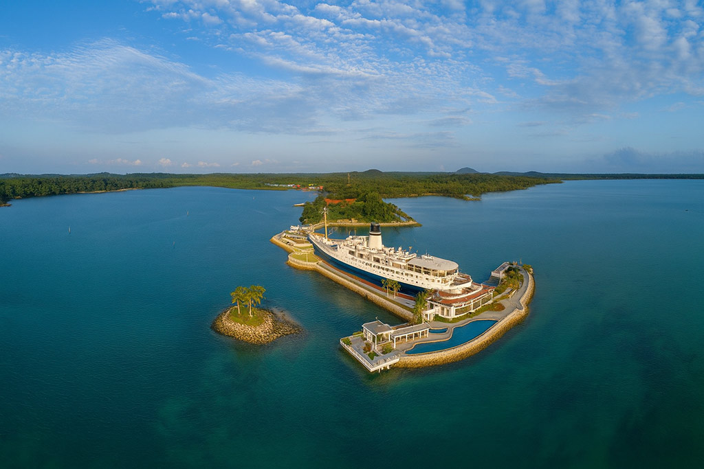 Остров Бинтан в Индонезии