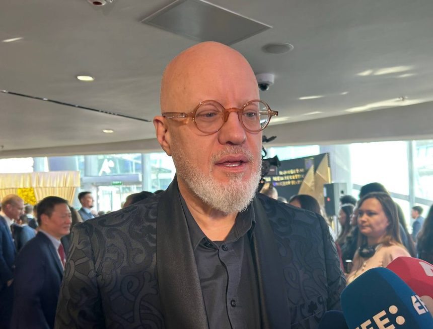 «Финансовые услуги скоро перейдут в новую форму»: Бретт Кинг на Astana Finance Days 2025