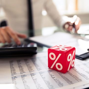 В Казахстане кредитные бюро начнут передавать в КГД данные о долгах граждан перед МФО и коллекторами