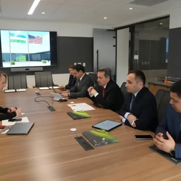 Узбекистан прорабатывает сотрудничество с NVIDIA в сфере ИИ и цифрового развития