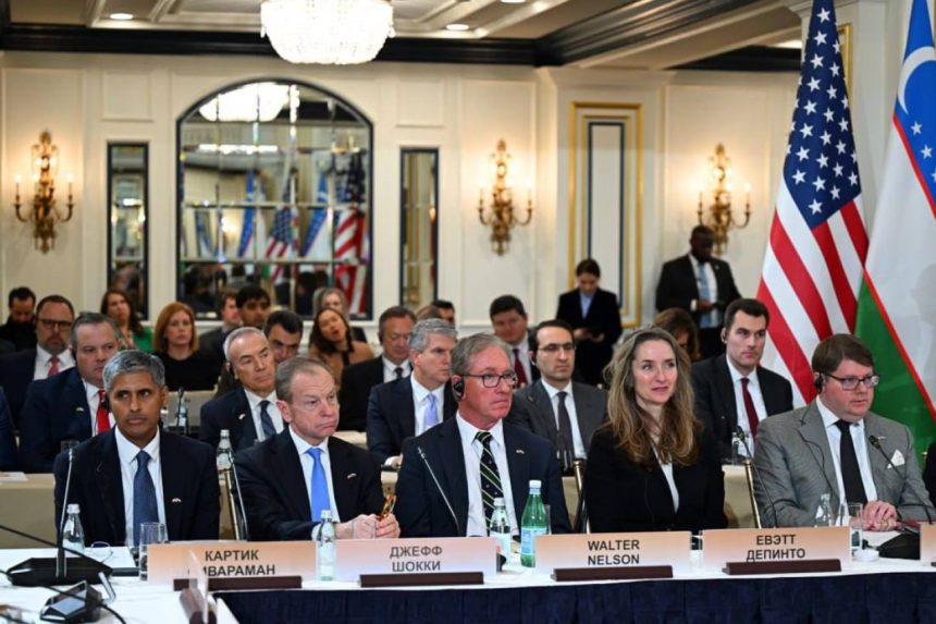 Узбекистан и США договорились о внедрении Apple Pay и Google Pay и запуске Цифровой академии