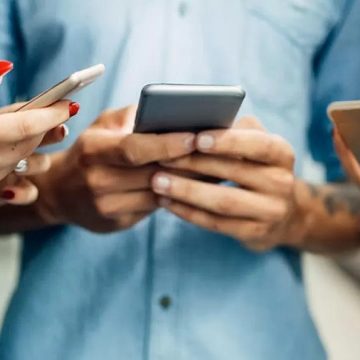 Связь в Казахстане дешевеет: инфляция в секторе упала до 4,4%