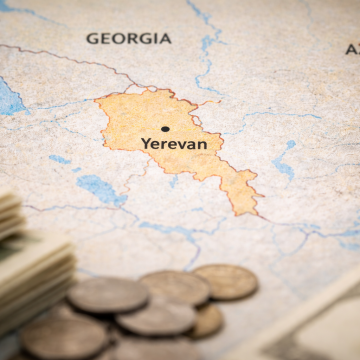 Чистый приток денежных переводов в Армению за 11 месяцев 2025 года вырос почти на 18%