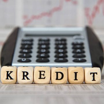 Рост кредитов в Казахстане резко замедлился после мер регуляторов