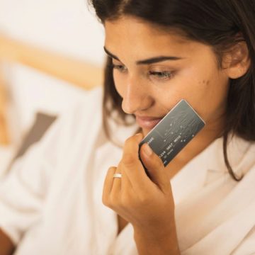 American Express запускает инструментарий для разработчиков ACE и программу защиты агентных покупок