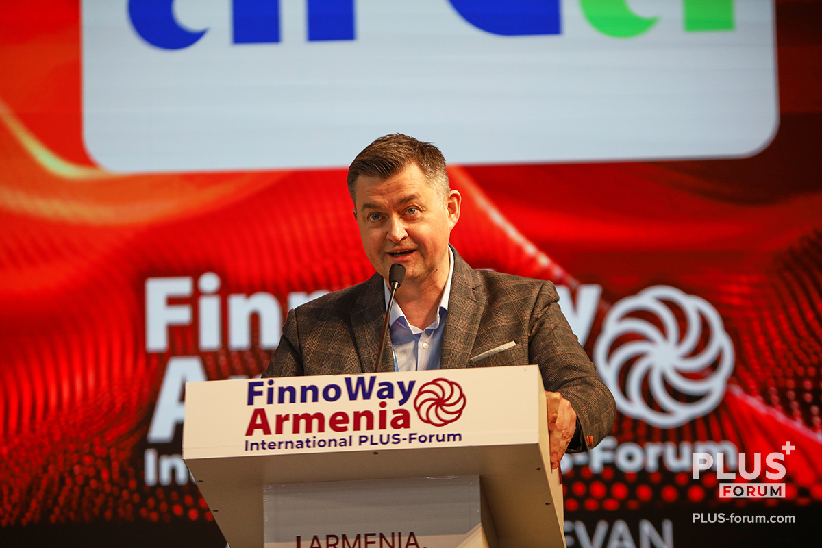 Константин Гризов