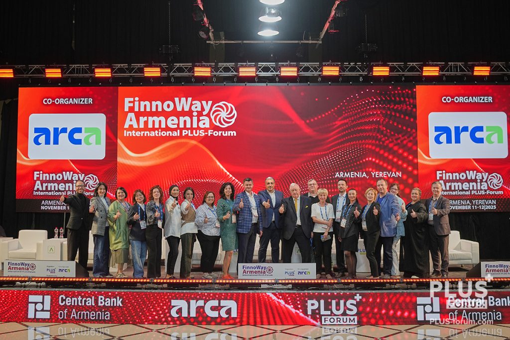 Команда PLUS Group