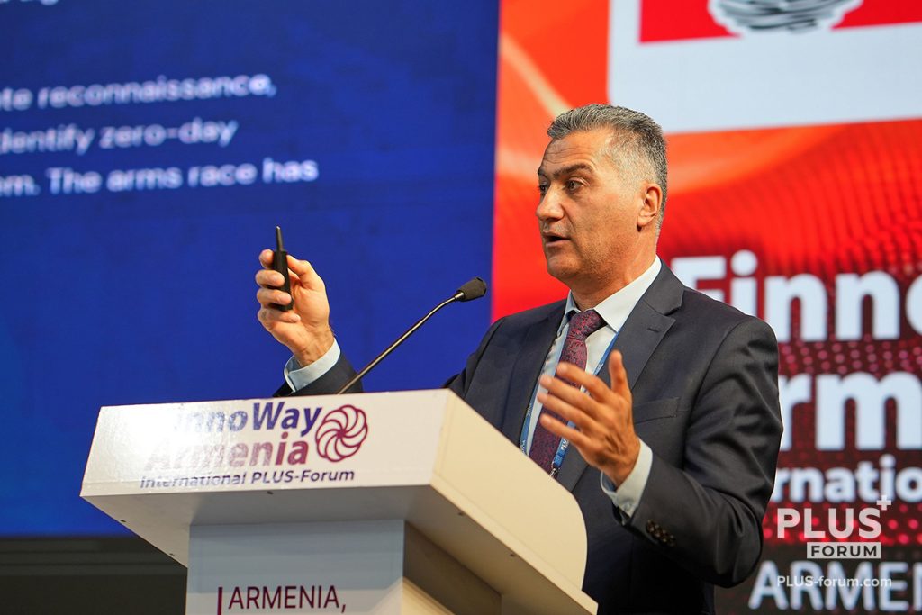 Комитас Степанян