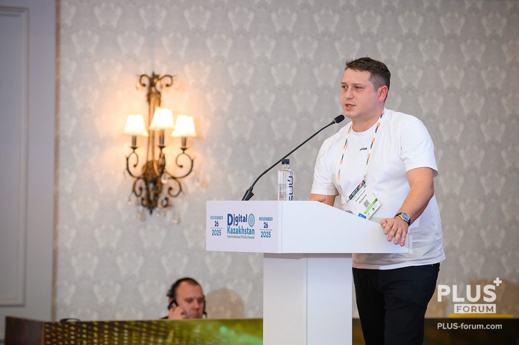 Михаил Хомутов